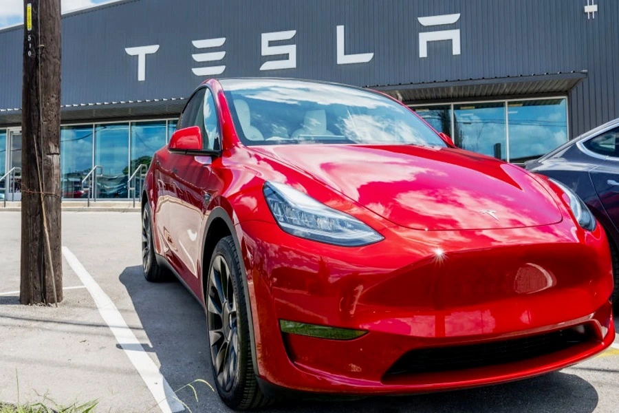 По данным New Automotive, продажи Tesla в Великобритании в ноябре снизились на 19%