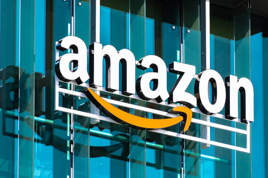 Акции Amazon и Meta* растут, в то время как Apple падает
