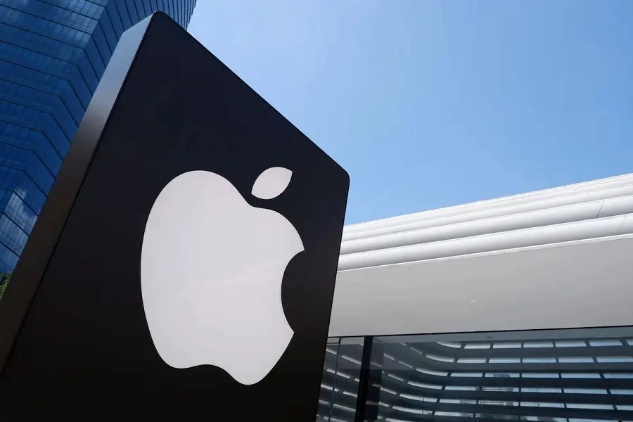 Apple вновь стала самой дорогой компанией мира, обойдя Nvidia в борьбе за рынок ИИ