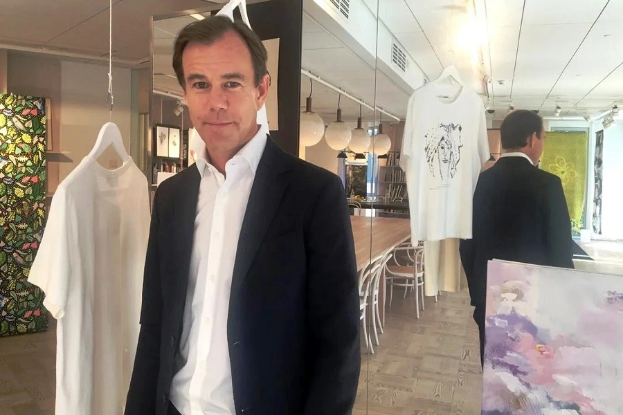 Семья миллиардеров-основателей H&M ускоряет покупку акций