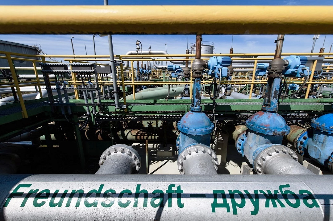 ЕС предлагает официально прекратить поставки российской нефти по трубопроводам в Германию, Польшу