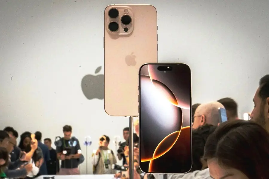 Apple отдаст приоритет выпуску iPhone премиум-класса в 2026 году из-за нехватки памяти