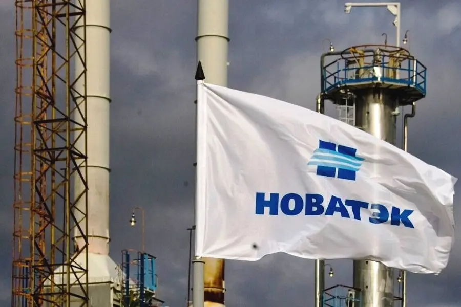 Чистая прибыль производителя СПГ «Новатэк» в 2025 году упала более чем на 60%