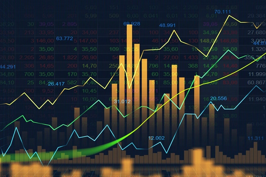 Технологические гиганты снижают фьючерсы на акции США перед ФРС