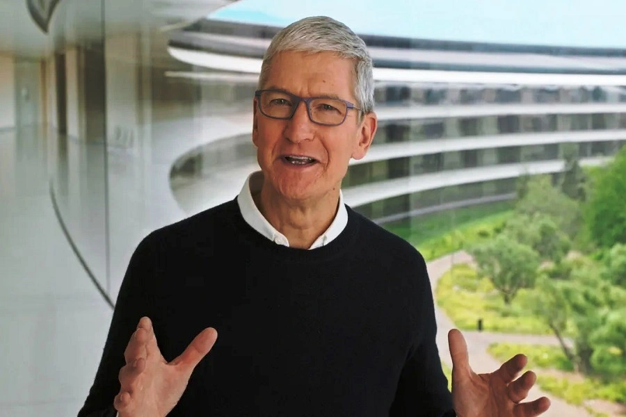 Тим Кук сообщил, что Apple повысит цены из-за дефицита микросхем памяти