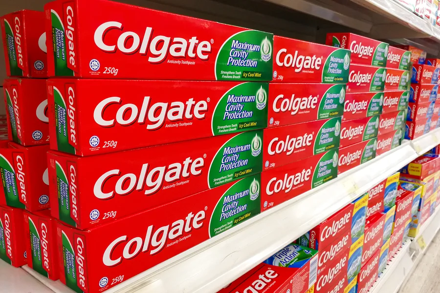 Colgate-Palmolive снова повышает годовые прогнозы в связи с повышением цен и устойчивым спросом