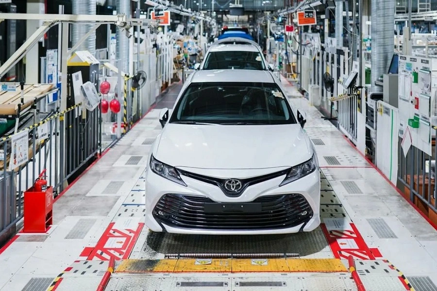 Мировое производство Toyota падает 6-й месяц подряд