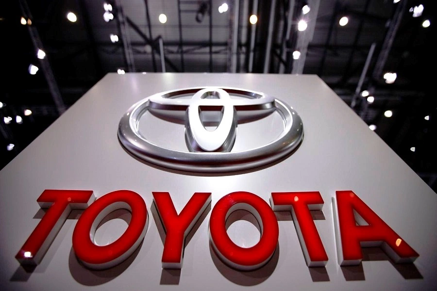В 2023/24 финансовом году Toyota продала акции с перекрестным размещением на бирже на сумму 2 миллиарда долларов