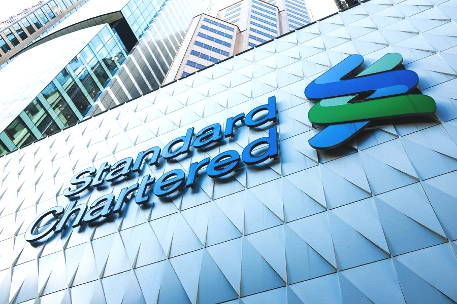 Standard Chartered запустил эксклюзивный инвестиционный клуб для сверхбогатых клиентов