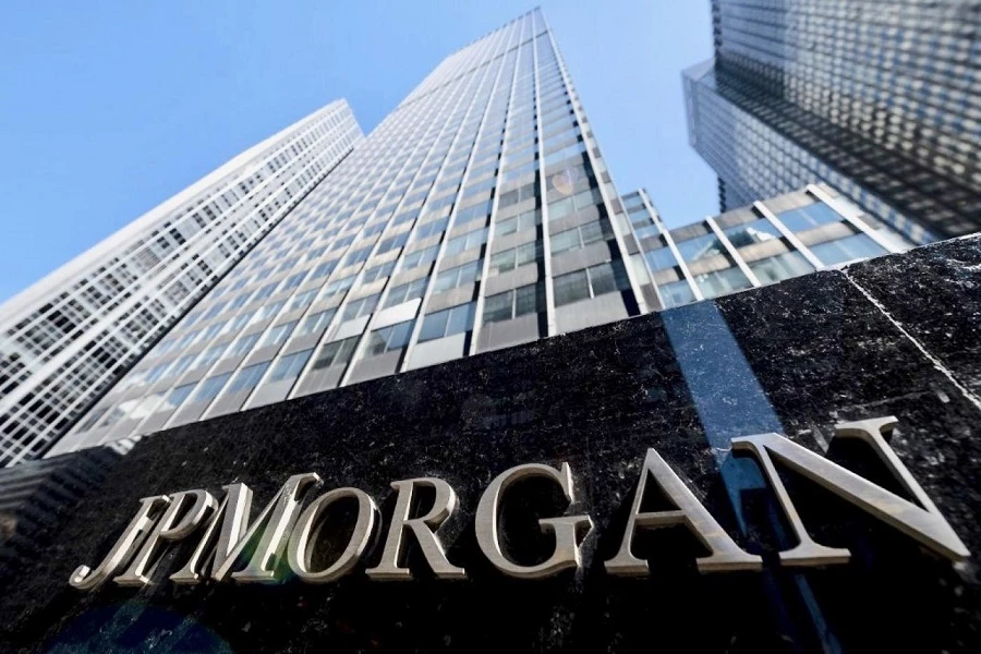 JPMorgan набирает обороты, поскольку влияние BlackRock на рынке ETF ослабевает