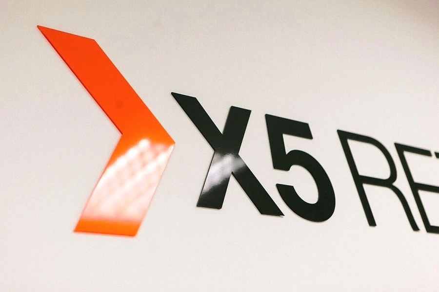 Московская биржа приостановит торги ГДР X5 Retail Group с 5 апреля
