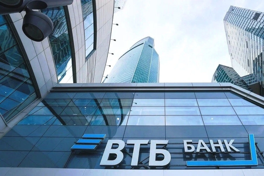 По словам финансового директора, ВТБ получит миллиарды рублей прибыли, если процентные ставки снизятся