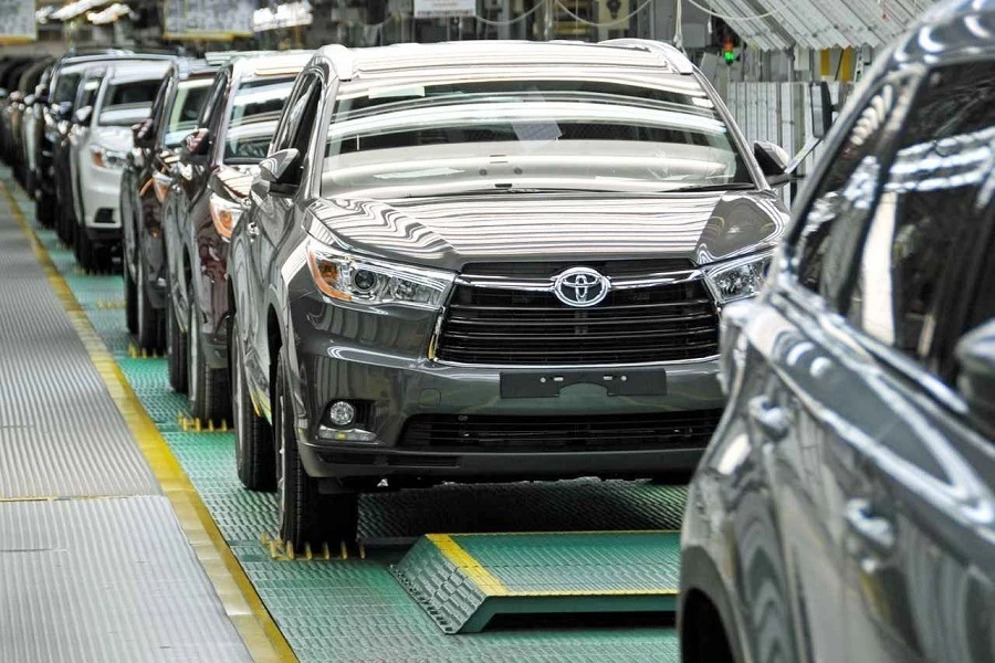 Продажи автомобилей Toyota в июне достигли рекордного уровня