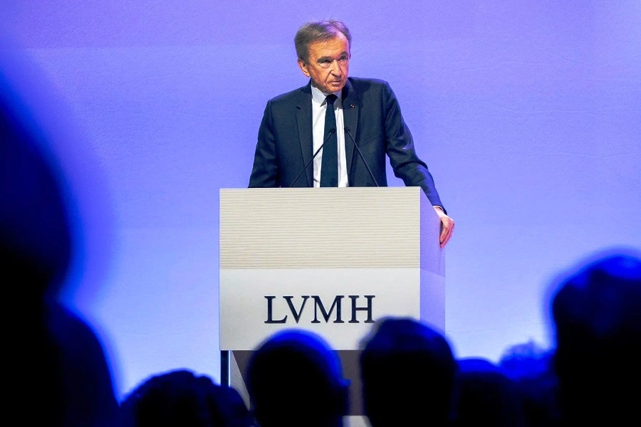 Бернар Арно усиливает контроль над LVMH, скупив акции на 1,4 млрд евро