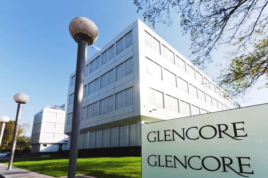 Российский суд обязал Glencore выплатить акции на сумму 114,8 млн евро по иску Сбербанка