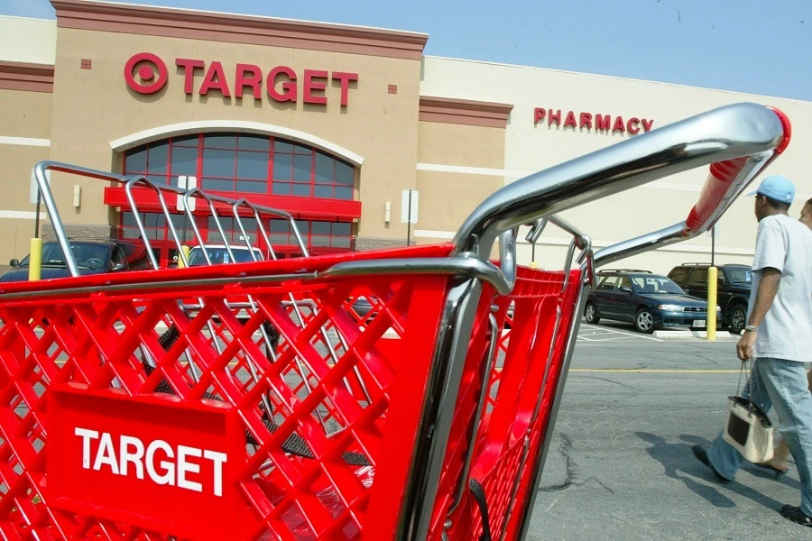 Target планирует инвестировать ещё 1 млрд долларов, чтобы оживить падающие продажи