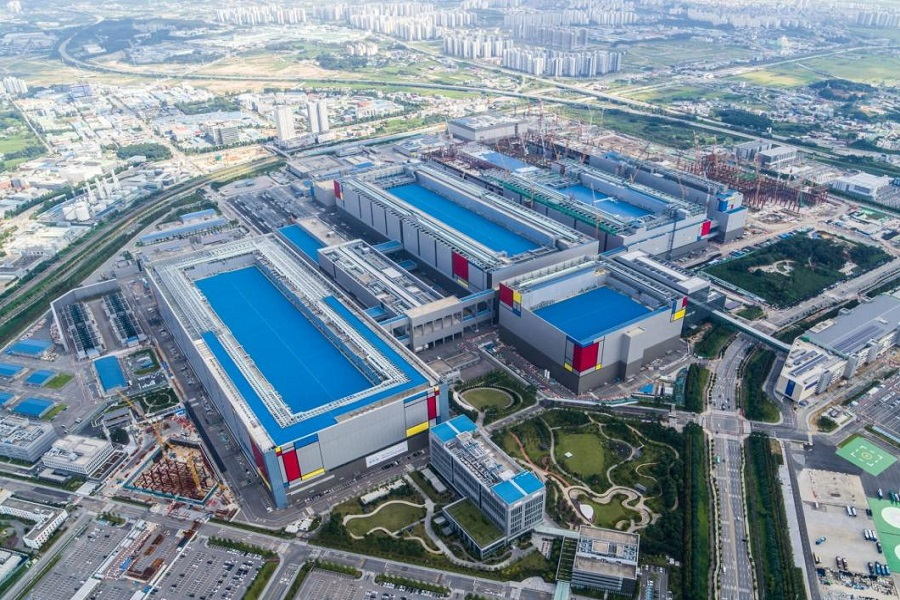 Samsung инвестирует еще 1,8 млрд долларов в завод по производству OLED-дисплеев во Вьетнаме
