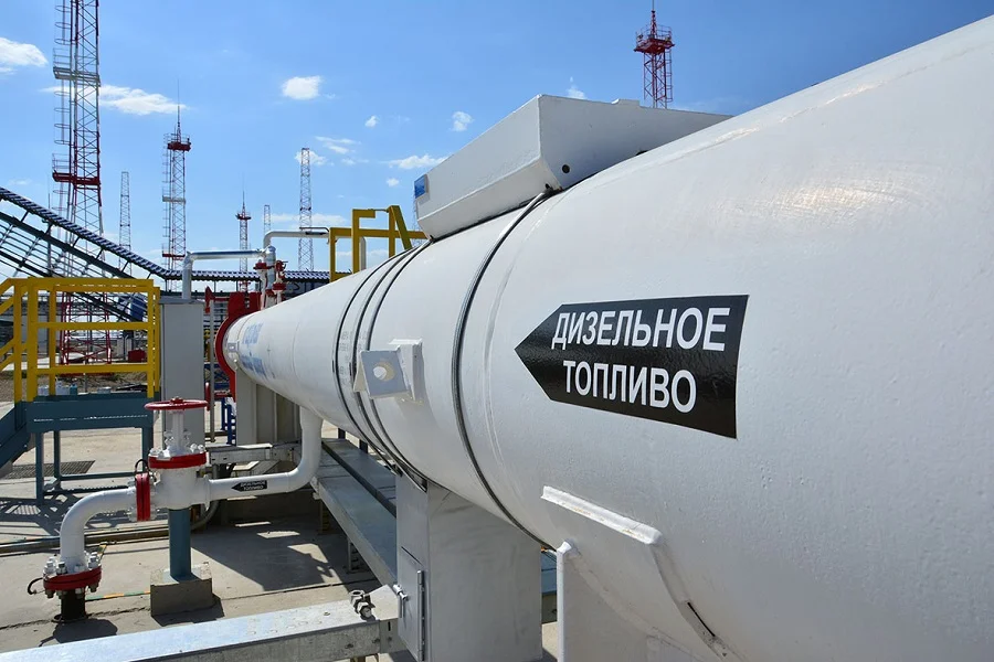 Россия снимает запрет на экспорт дизельного топлива для своих производителей нефти