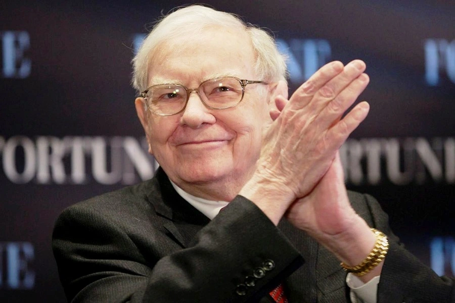 Объем наличной валюты Berkshire Hathaway вырос до 325 мдрд долл.