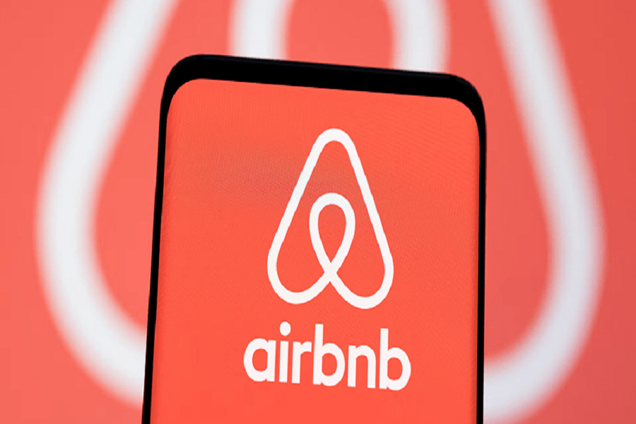 Испания заблокировала более 65 000 объявлений Airbnb об аренде жилья для отпуска