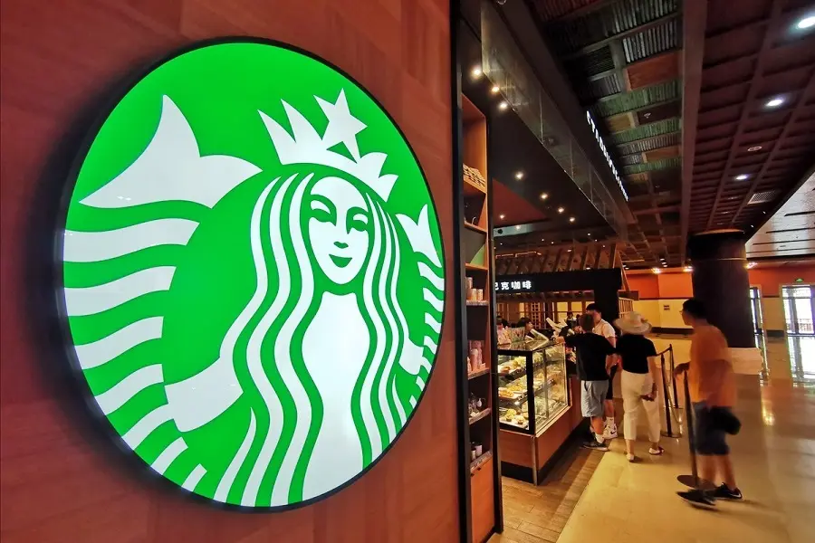 Starbucks в Южной Корее проведет для сотрудников тренинг по истории после негативной реакции на маркетинговую кампанию