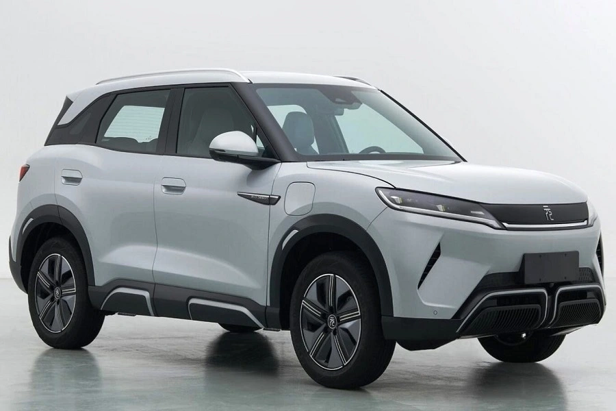 Китайский BYD оценивает новую версию самого продаваемого электромобиля ниже, чем предшественник