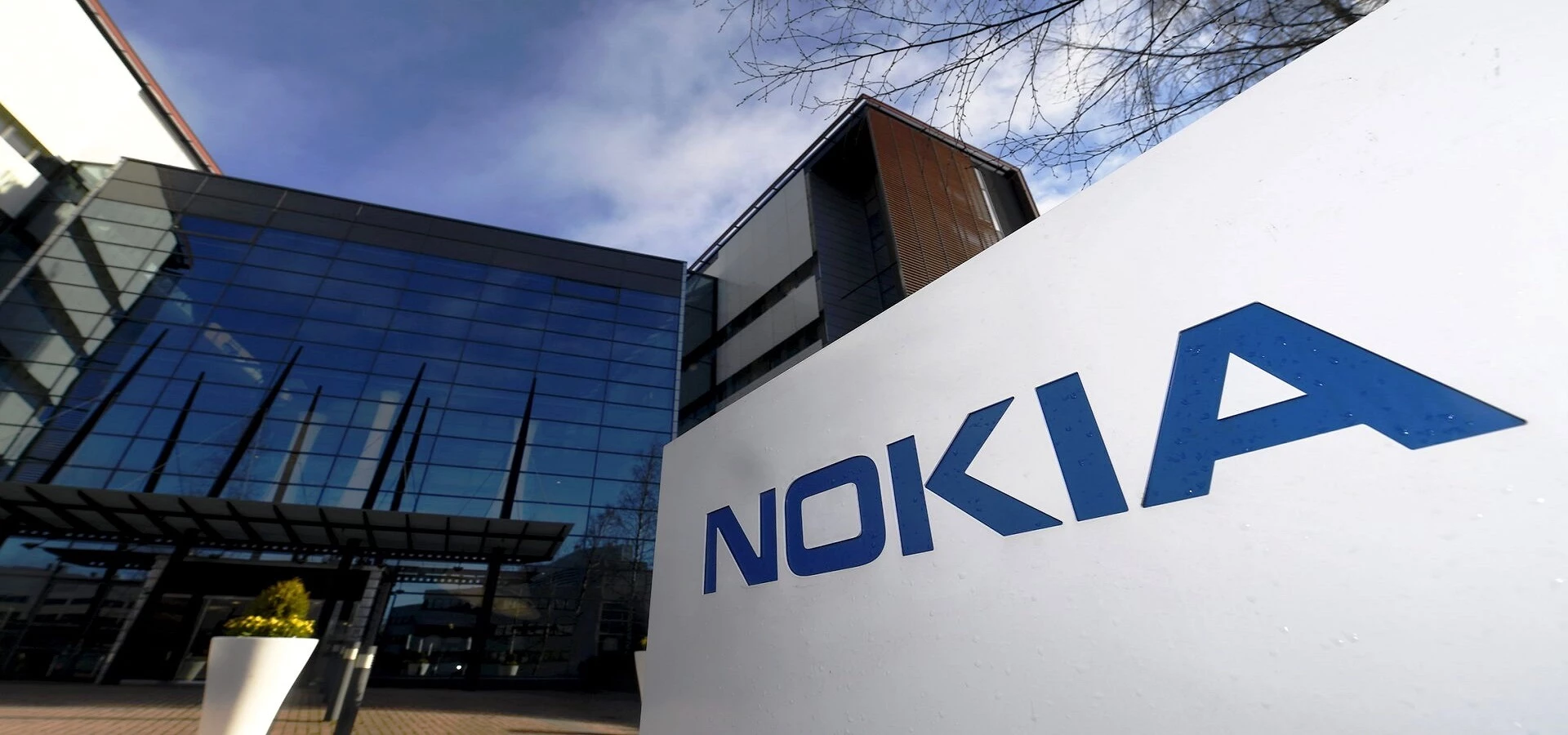 Nokia превзошла оценки четвертого квартала на фоне «устойчивого» спроса