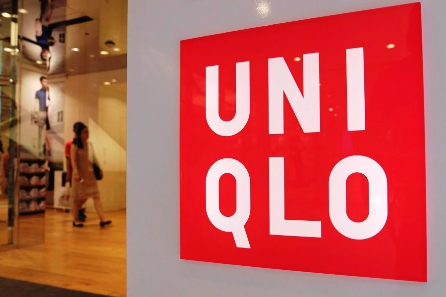 Владелец Uniqlo сообщил о росте прибыли на 11% от продаж за рубежом во втором квартале