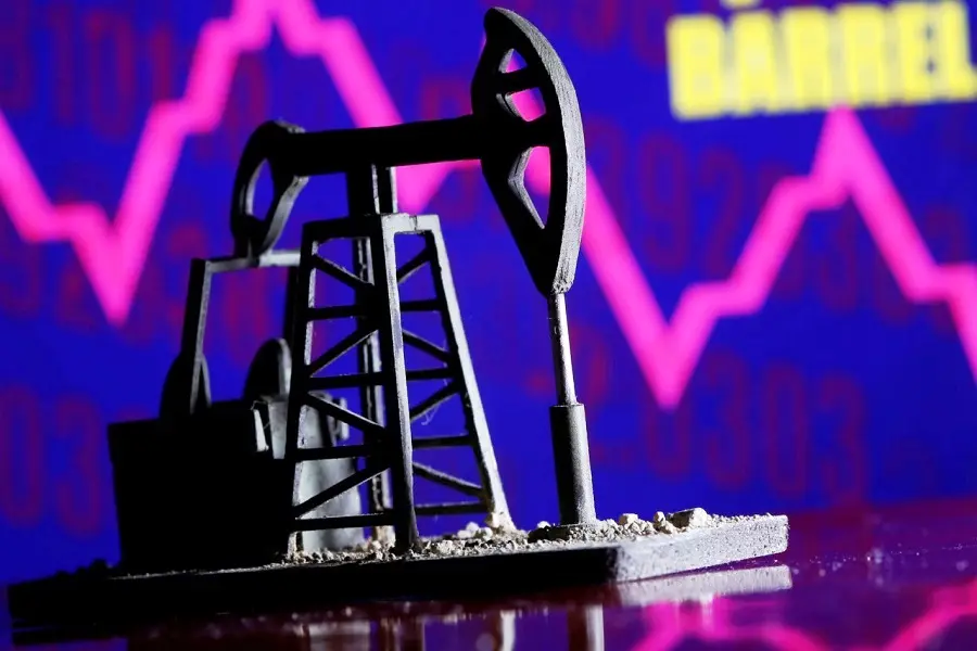 Цены на нефть продолжают снижаться из-за увеличения поставок с Ближнего Востока