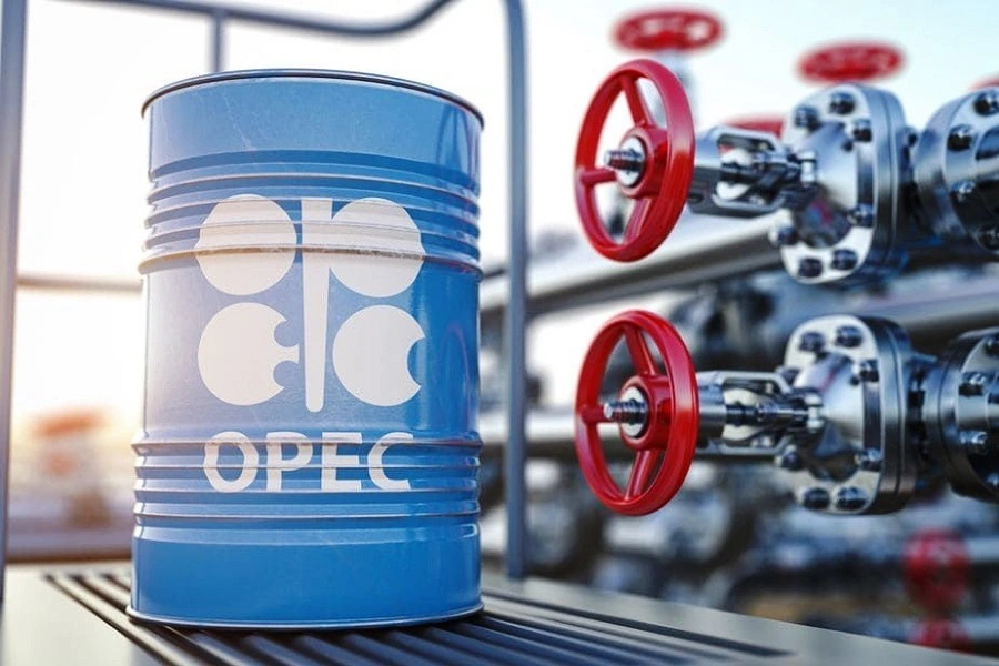 Источники сообщают, что ОПЕК+ опасается возобновления роста добычи нефти в США при Трампе